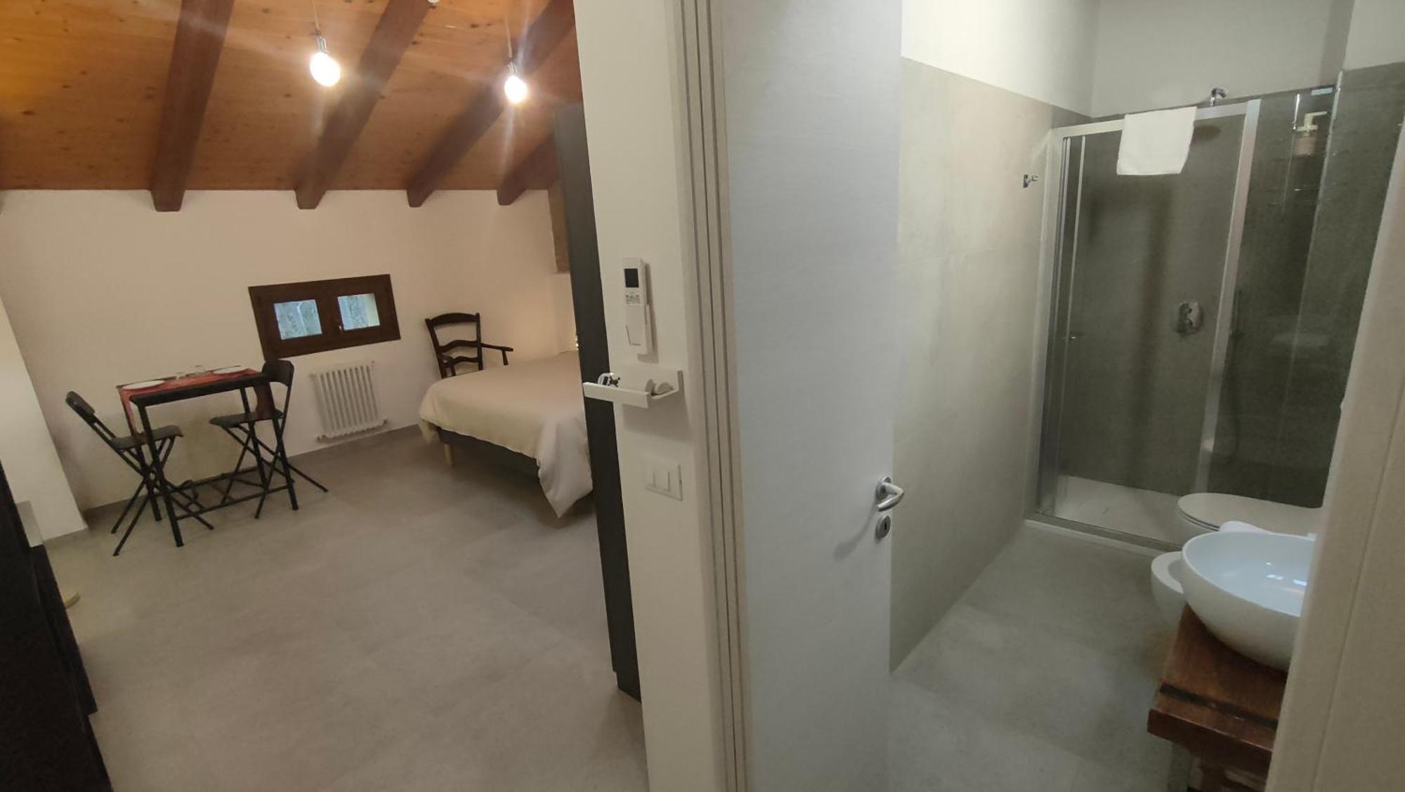 Bed and breakfast La Torre Di Longara