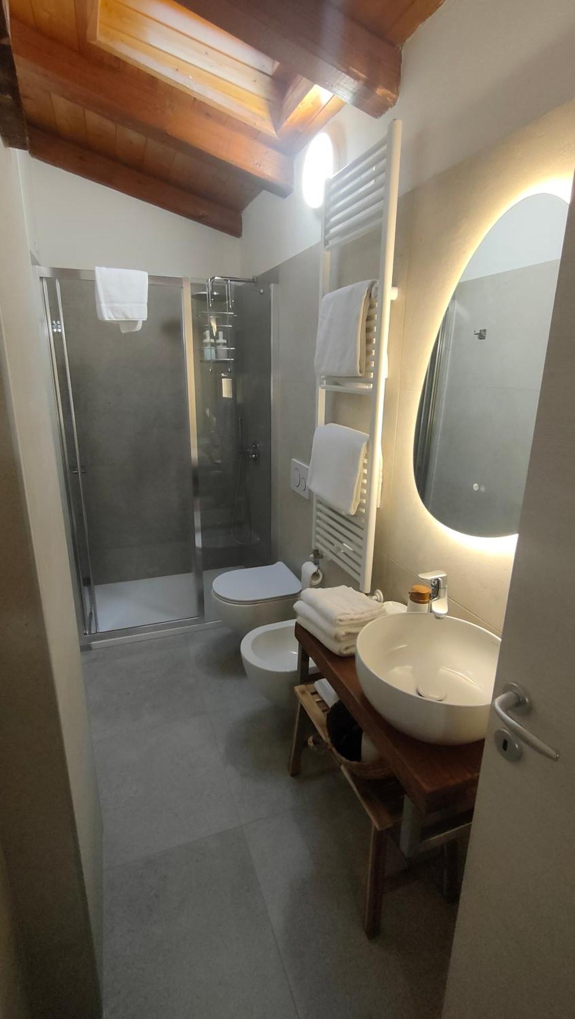 Bed and breakfast La Torre Di Longara